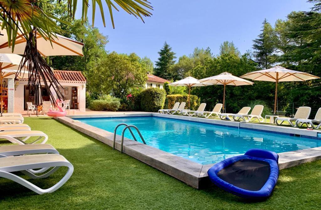 Residence Miro, Gites Avec Piscine Chauffee Et Tennis Les Arcs-sur-Argens Екстер'єр фото
