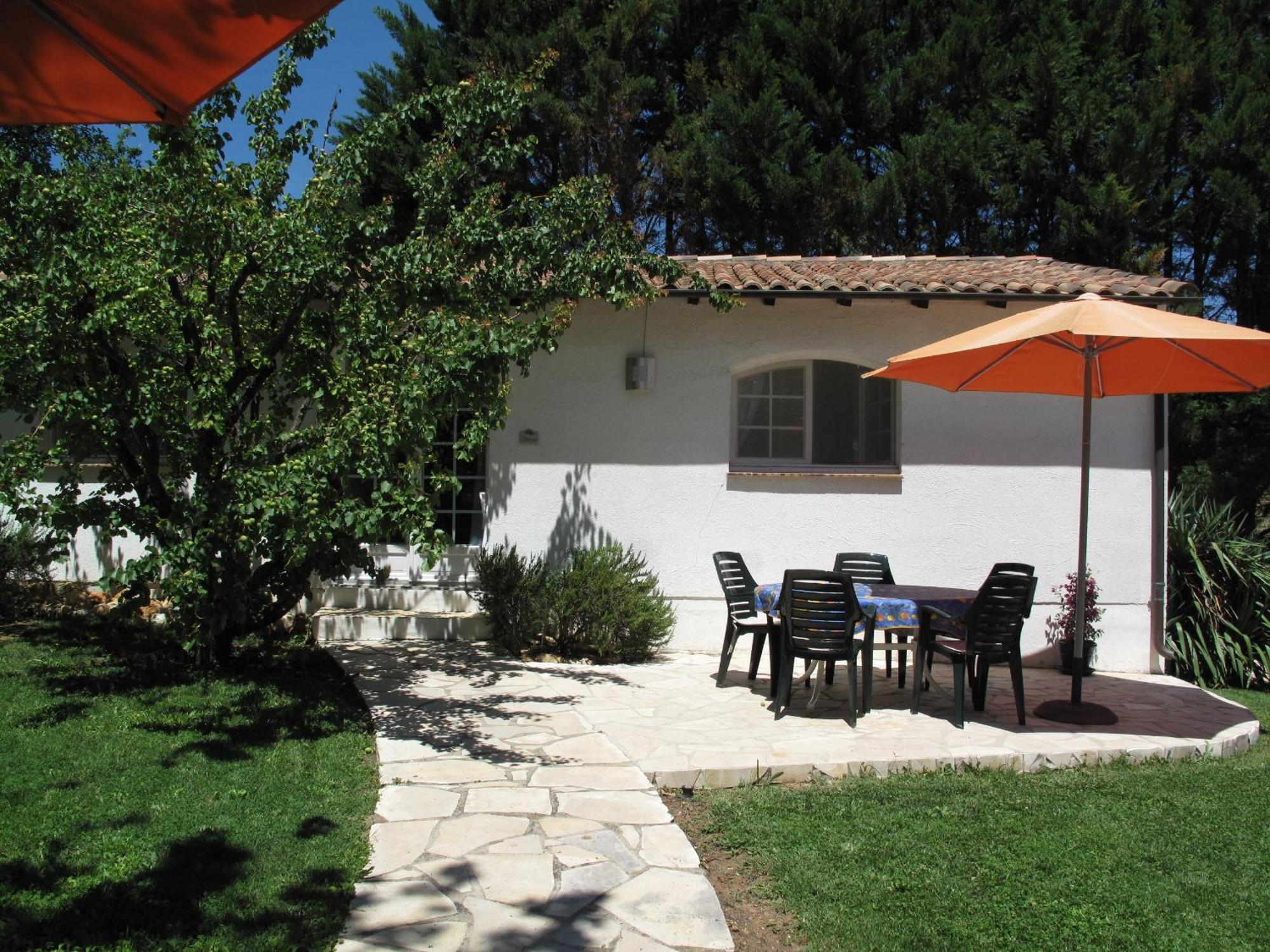 Residence Miro, Gites Avec Piscine Chauffee Et Tennis Les Arcs-sur-Argens Екстер'єр фото
