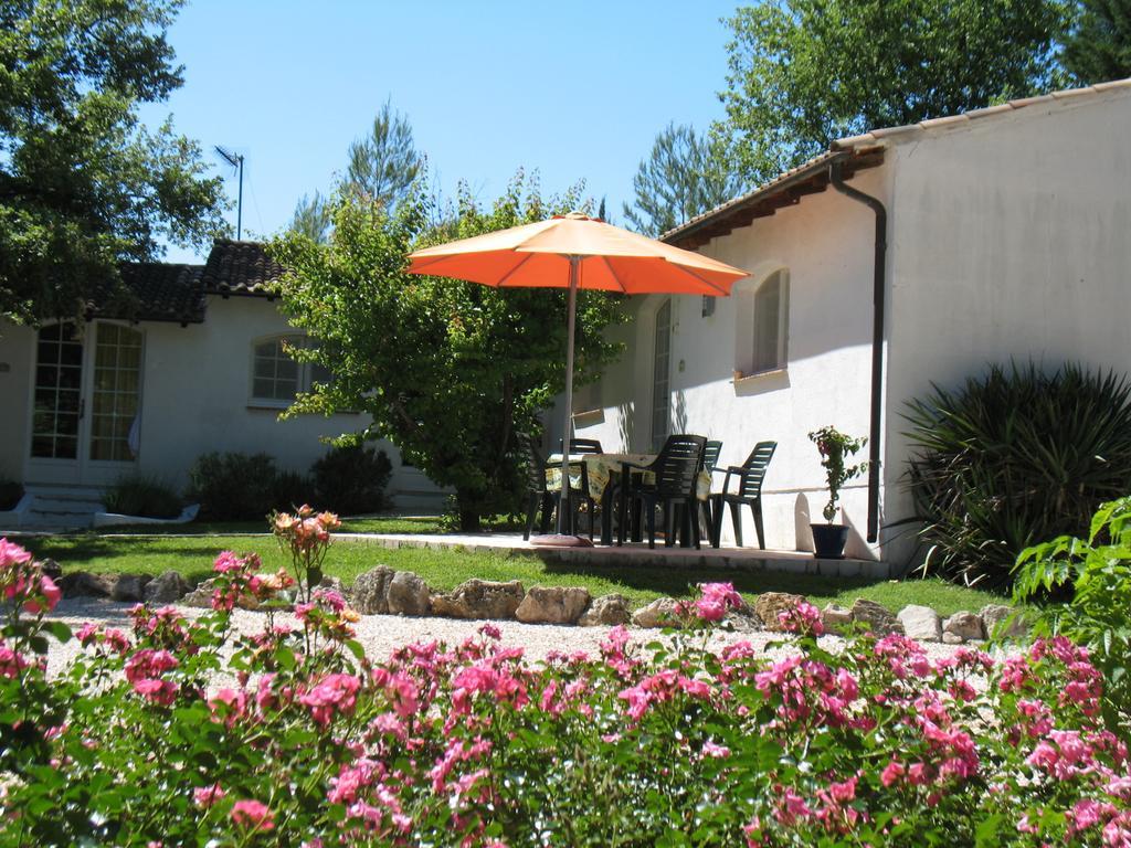 Residence Miro, Gites Avec Piscine Chauffee Et Tennis Les Arcs-sur-Argens Екстер'єр фото