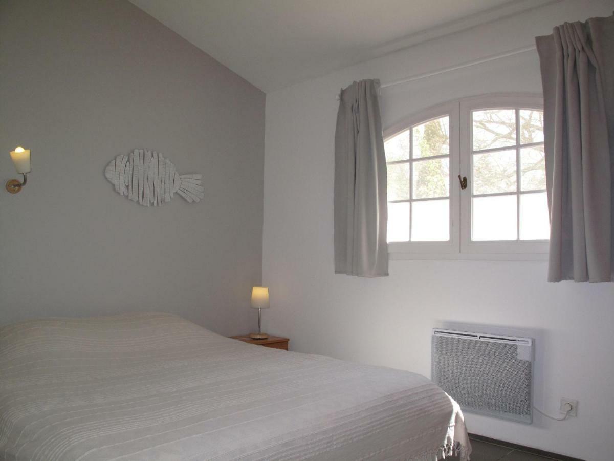 Residence Miro, Gites Avec Piscine Chauffee Et Tennis Les Arcs-sur-Argens Екстер'єр фото