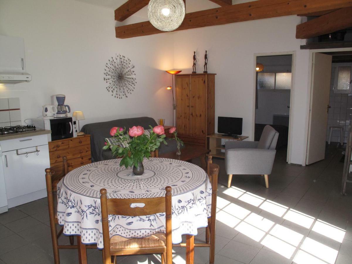 Residence Miro, Gites Avec Piscine Chauffee Et Tennis Les Arcs-sur-Argens Екстер'єр фото